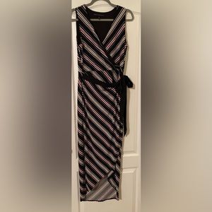 White House Black Market women’s sleeveless maxi wrap dress size S stripe